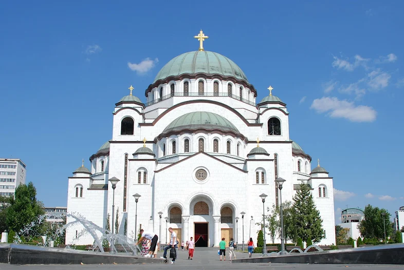 Gereja Saint Sava adalah salah satu gereja Ortodoks terbesar di dunia.