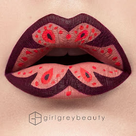 18-Butterfly-Andrea-Reed-Body-Painting-and-Lip-Art-www-designstack-co