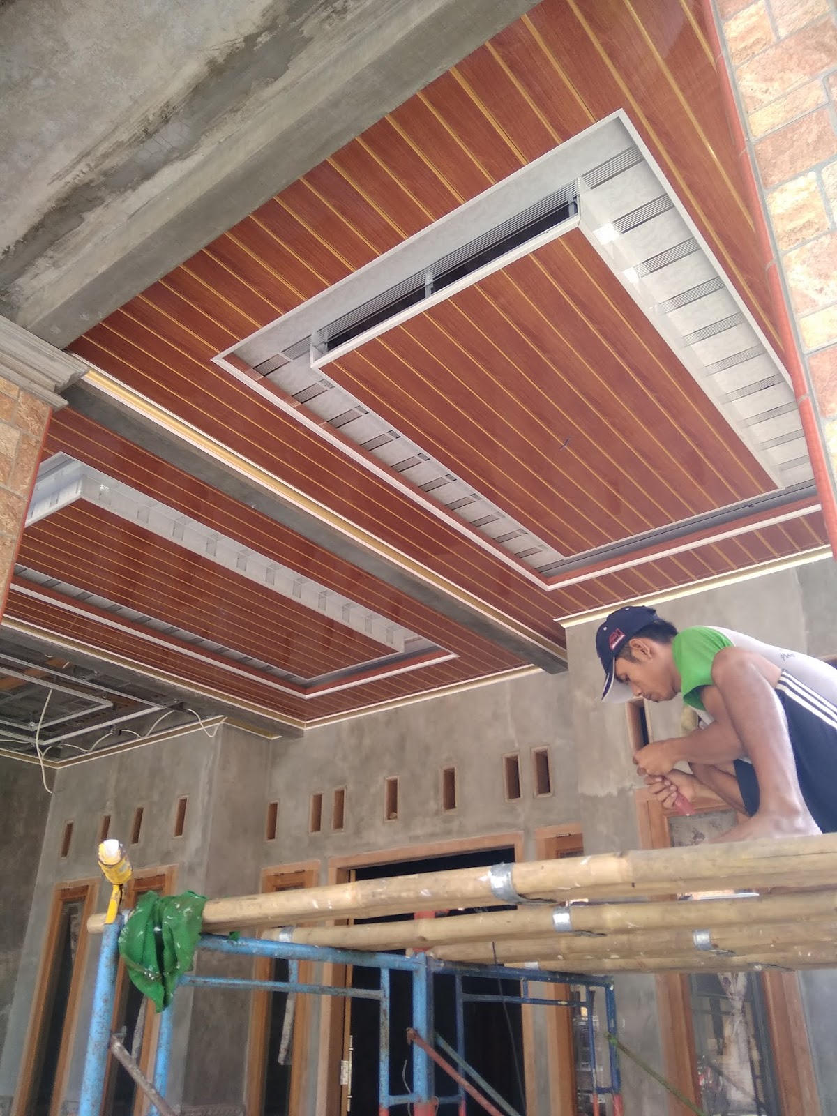 Macam Macam model gambar hasil jadi Plafon PVC central