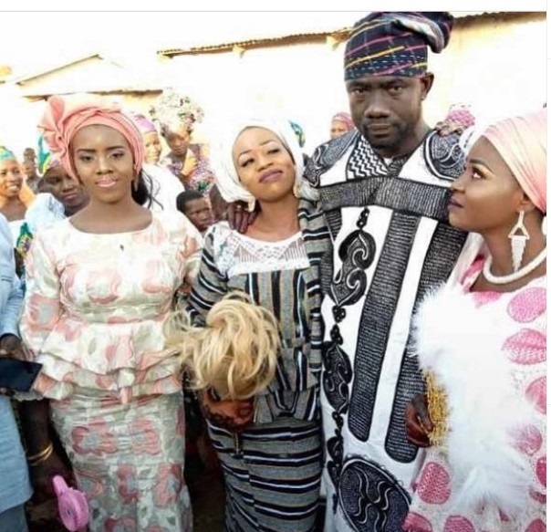 Wedding Photos Of The Ghanaian Man Who Married 3 Wives On Same Day