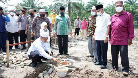 Peletakan Batu Pertama Pembangunan Pondok Pesantren Nurul Ikhwan