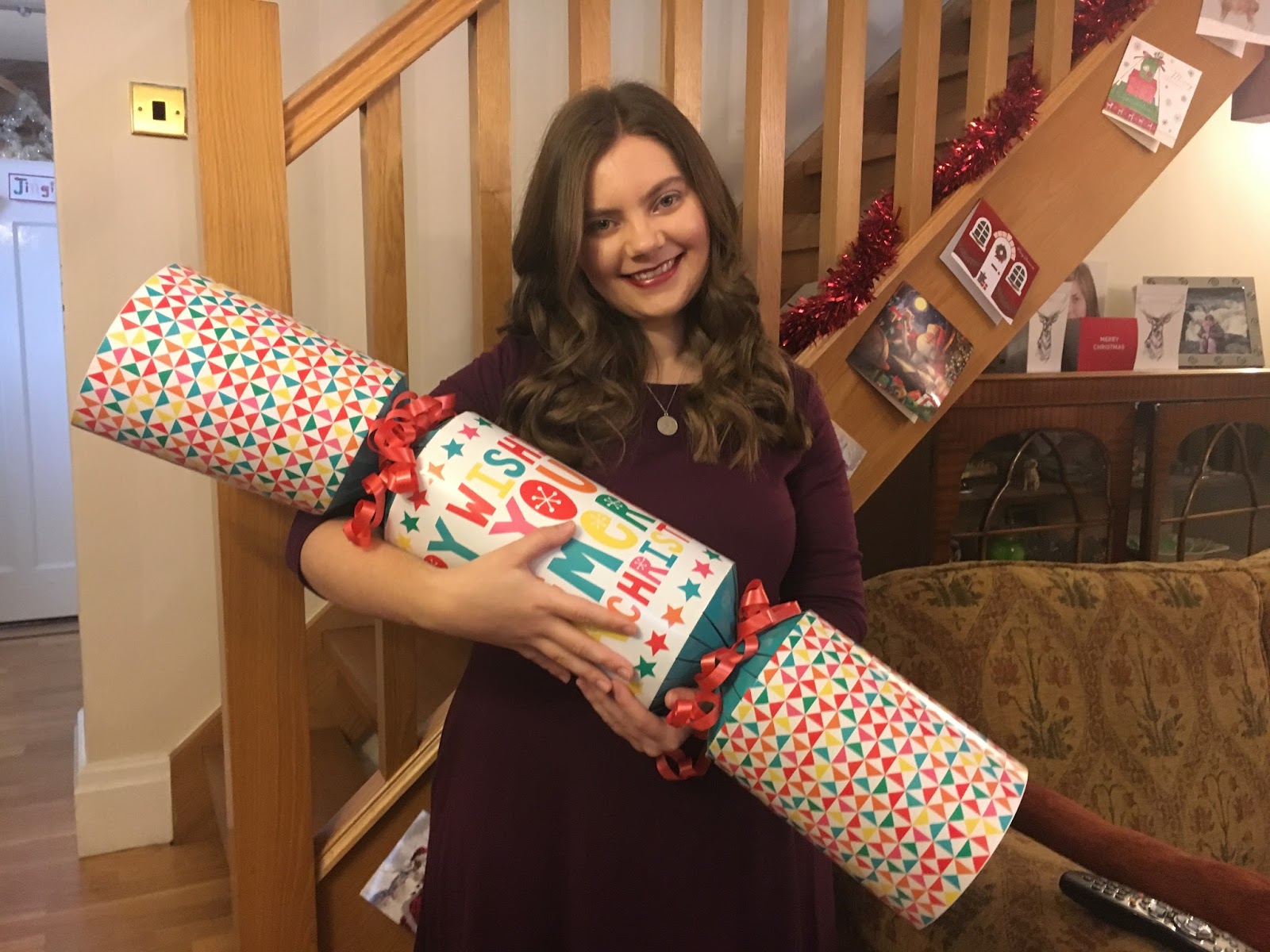 Giant Christmas Crackers Christmas Special 2017!