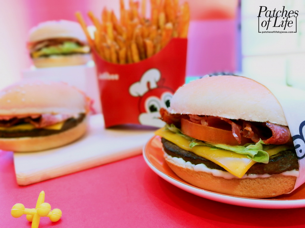 Jollibee NEW Bacon Cheesy Yumburger, Crispy Spice Fries, and Liza