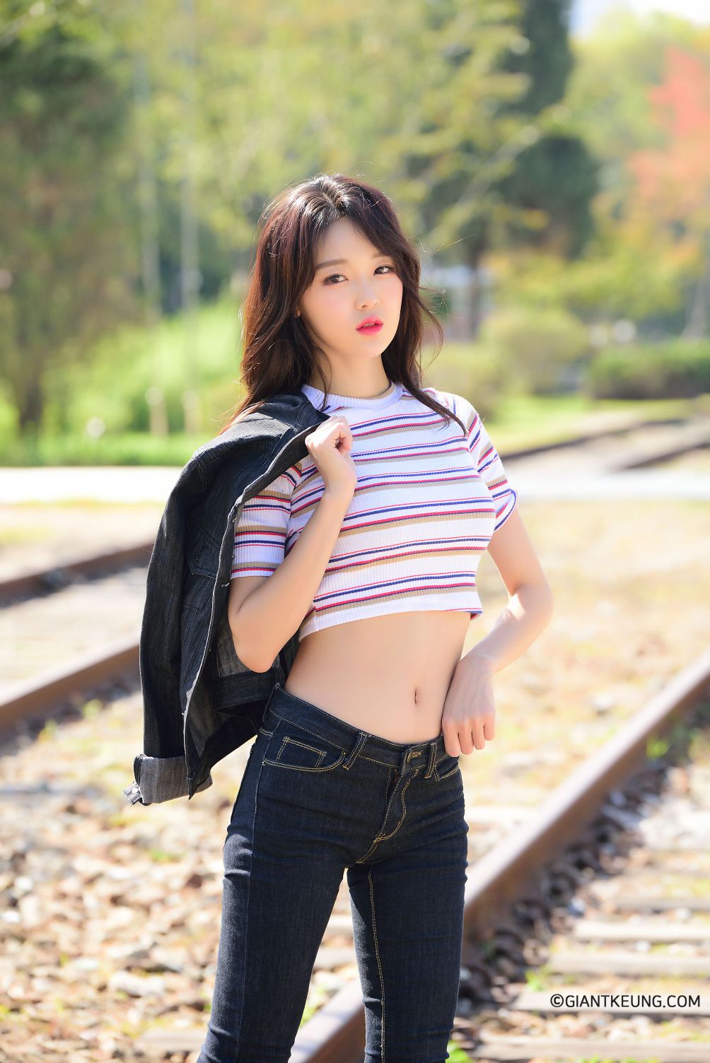 Jin Yu Ri (진유리) - Casual Outdoor 3 set Collection - 191231 #1