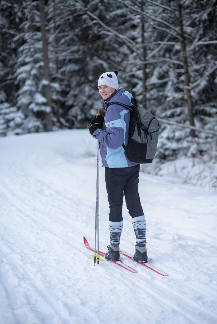 lesní cesta stezka teslínská běžky brdy padrťské rybníky cross-country ski trip georgiana quaint