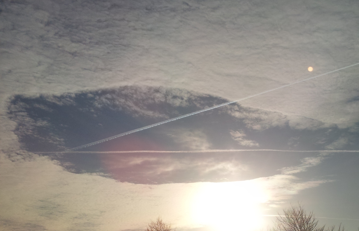 Scottish Chemtrails: The HAARP and Chemtrail Connection