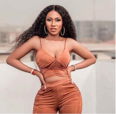 I Speak with Millionaires to become billionaire- Mercy Eke replies to a follower who insulted her of her Igbotic accent