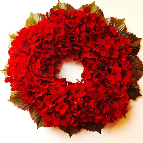 Turn Boring Christmas Wreath into Beautiful Valentine's Day Wreath