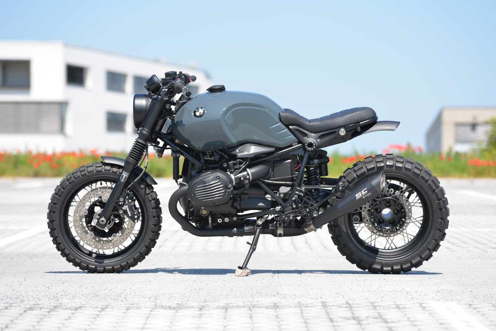 Racing Cafè: BMW R9T Scrambler by WalzWerk-Motorcycles