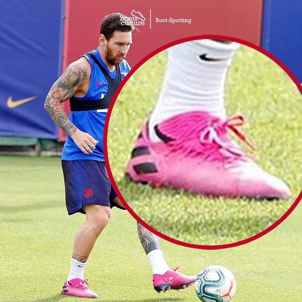 orden Astrolabio Ser amado Messi Receives Modified Next-Gen Adidas Nemeziz 19.1 With Unique Tongue -  Footy Headlines