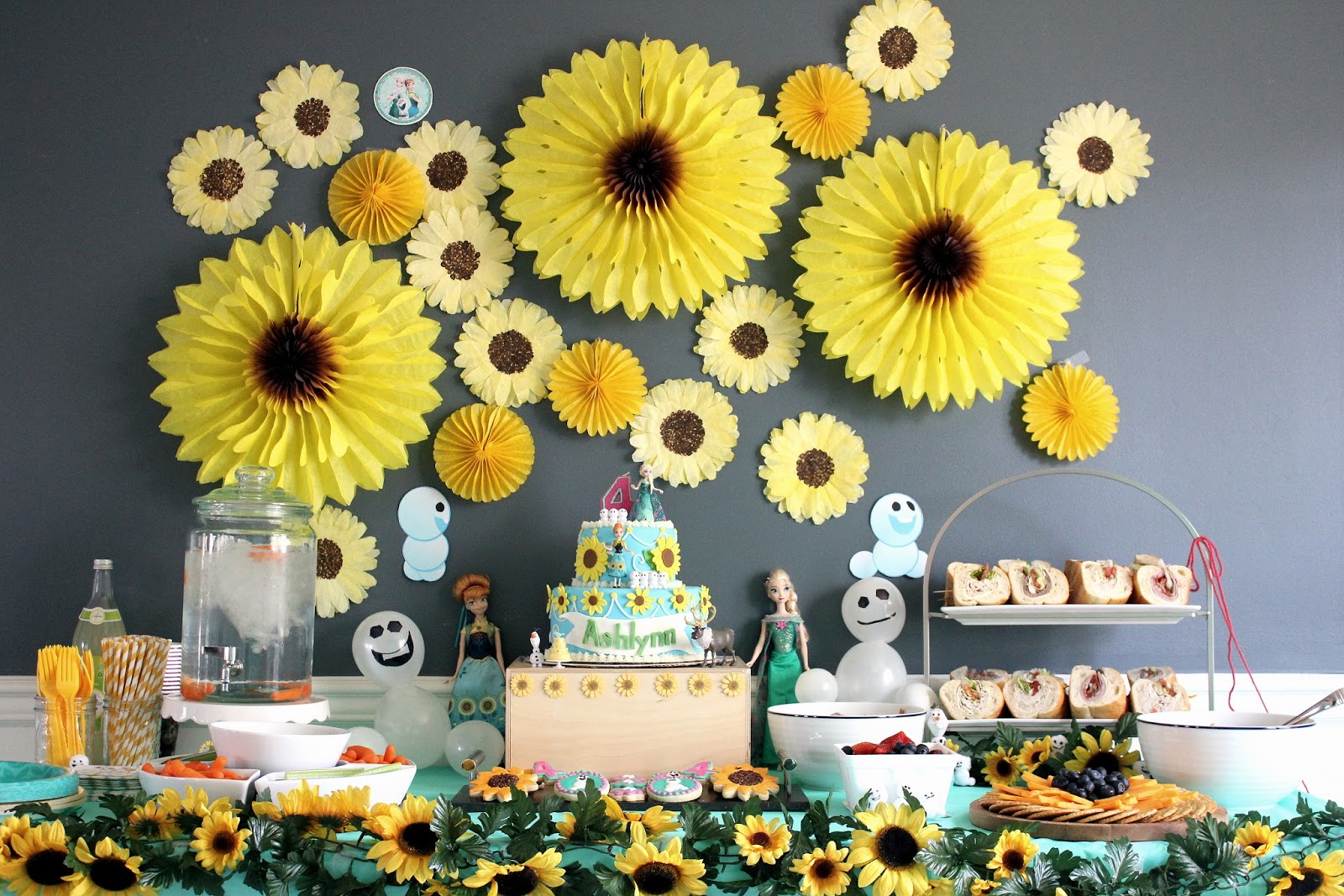 29+ Party Decorations With Sunflowers, Great Ideas!