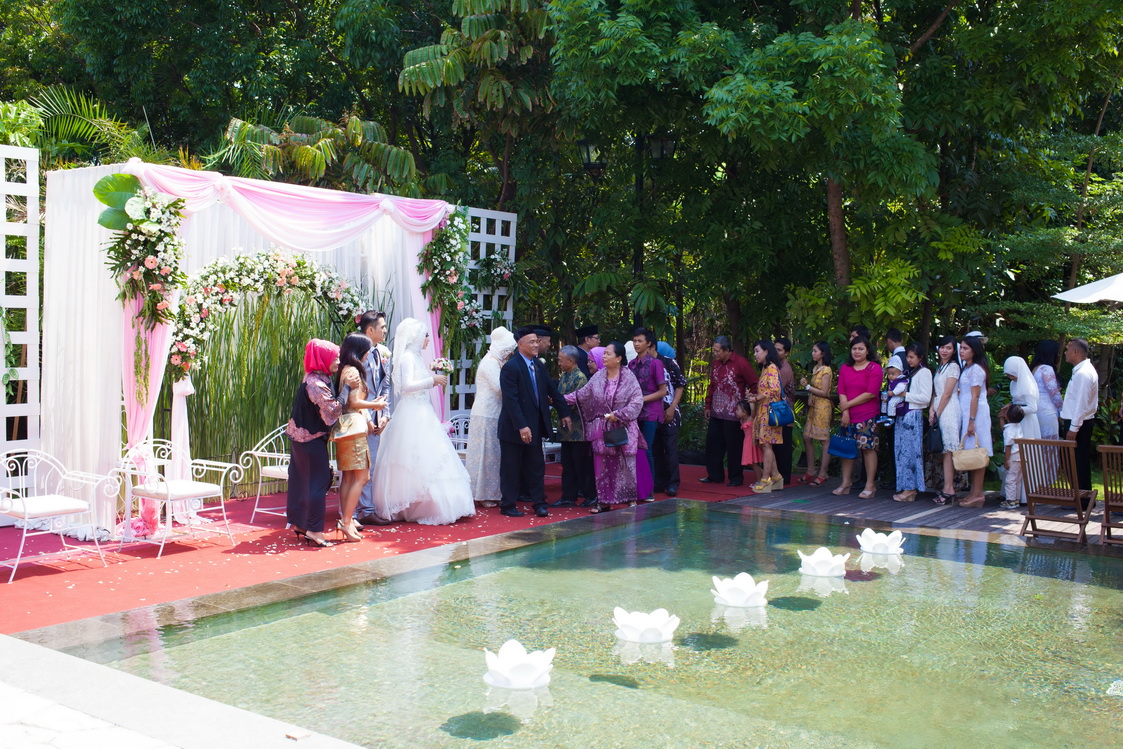  Dekorasi  Wedding Pernikahan  Out Door Solo  di  Graha 
