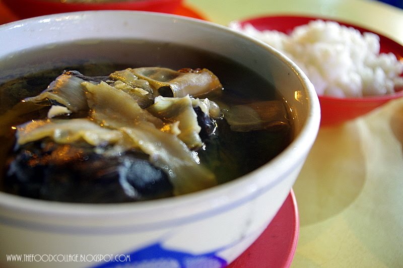 The Food Collage Seng Kee Black Chicken Herbal Soup 成基黑鸡补品