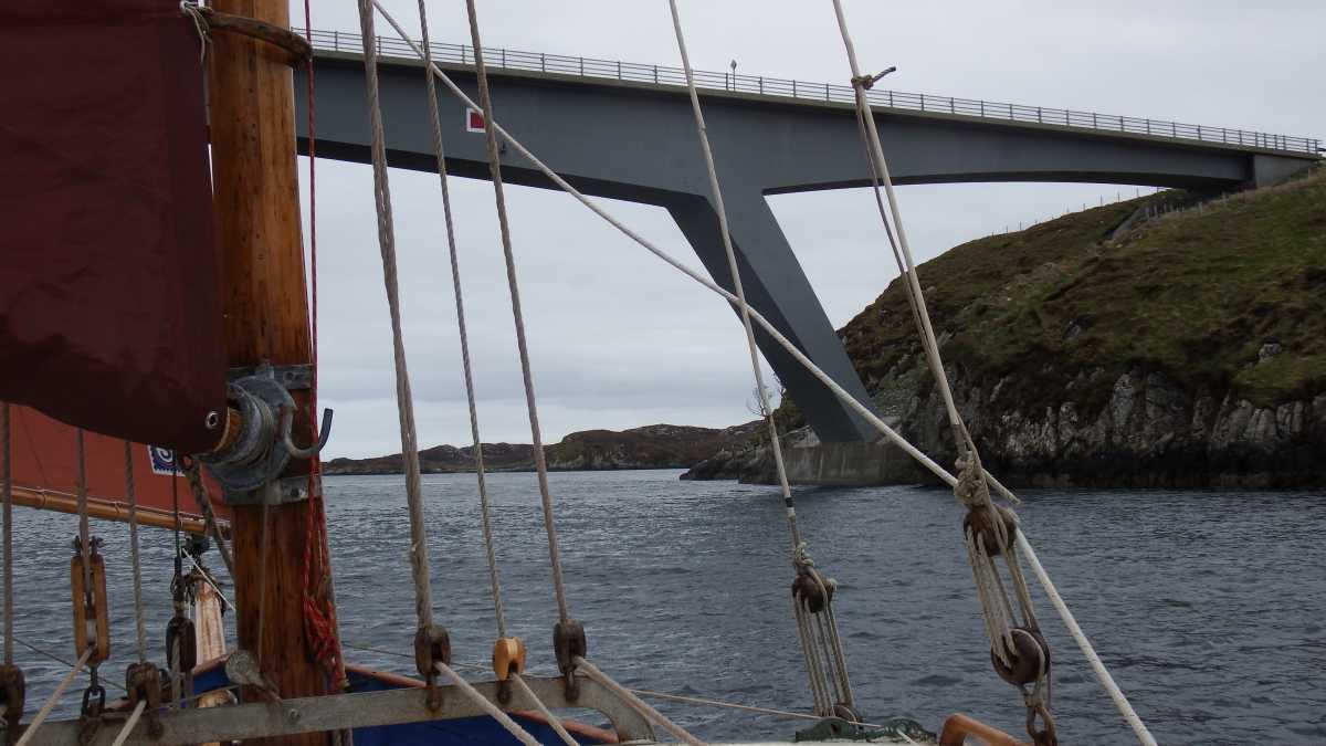 Log of Robinetta: East Loch Tarbert