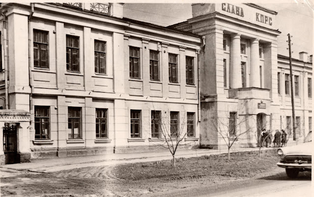 Будівля Лохвицького педагогічного училища (1 червня 1965)