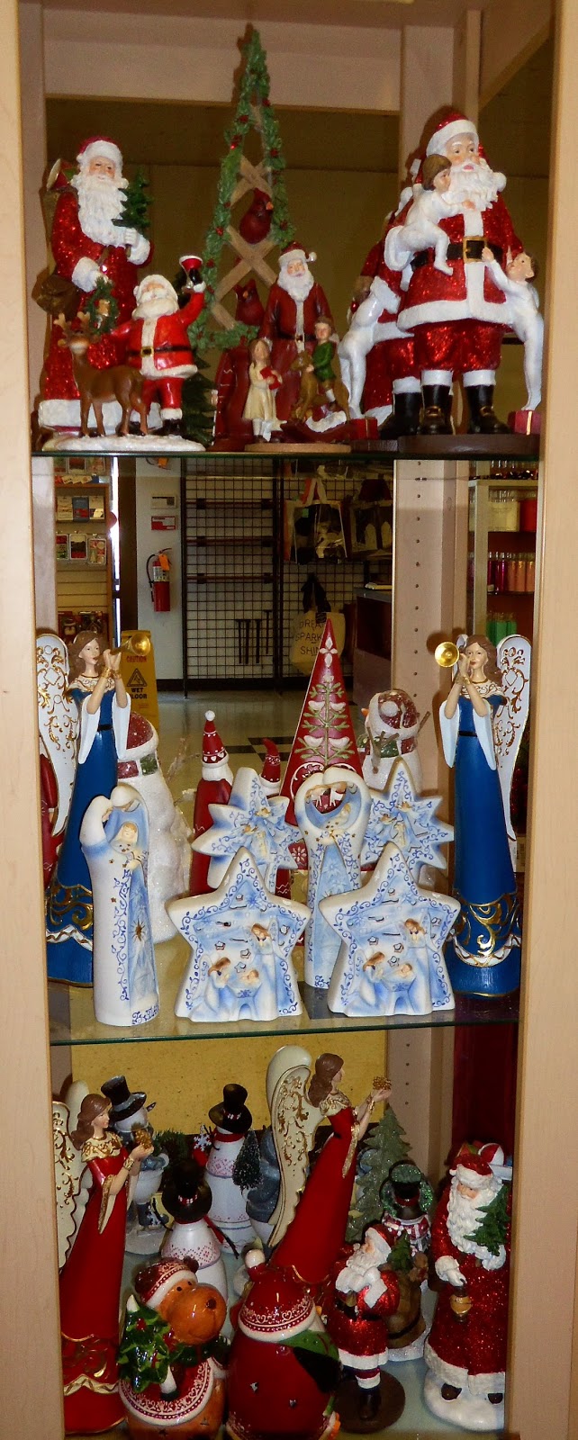 A DEBBIE-DABBLE CHRISTMAS: Christmas at Burlington