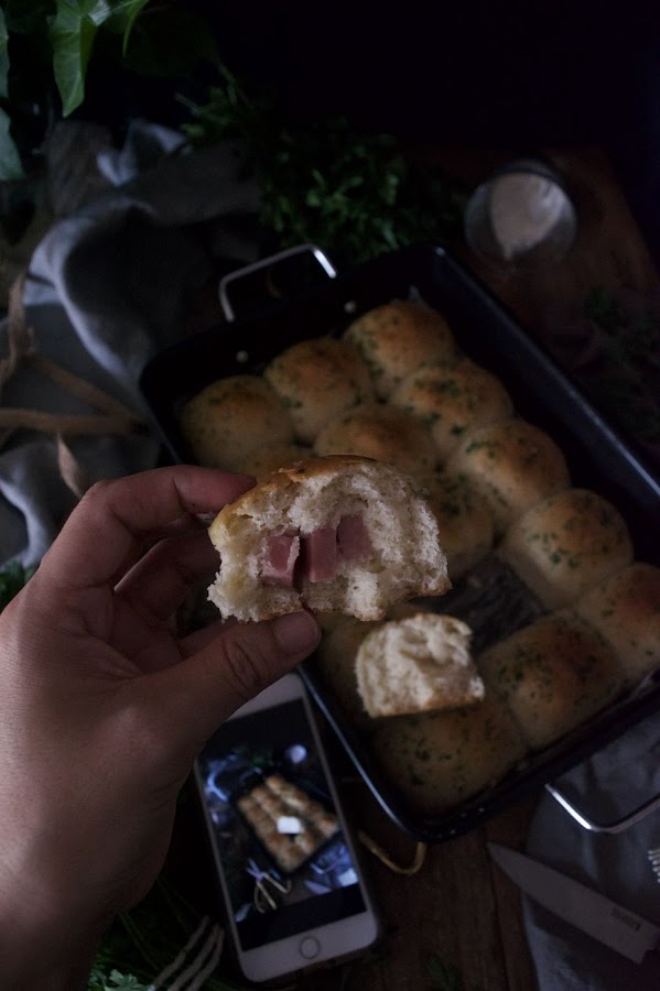 bollitos-de-ajo-y-perejil-rellenos-de-jamon-de-york-receta-express