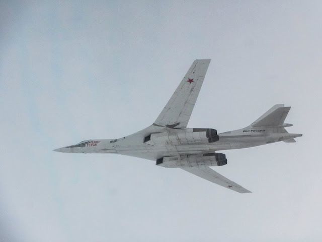 Tu160-intercepted-UK-2.jpg