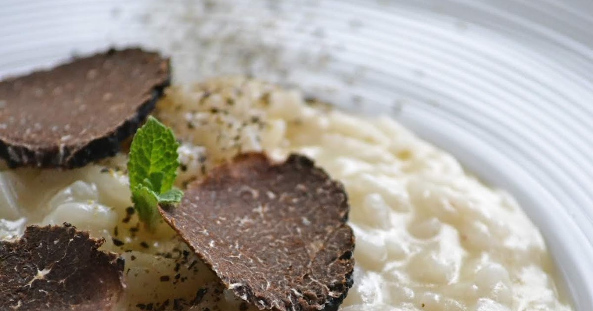 Le ricette di casa Ciarcia Risotto cacio e pepe con tartufo nero