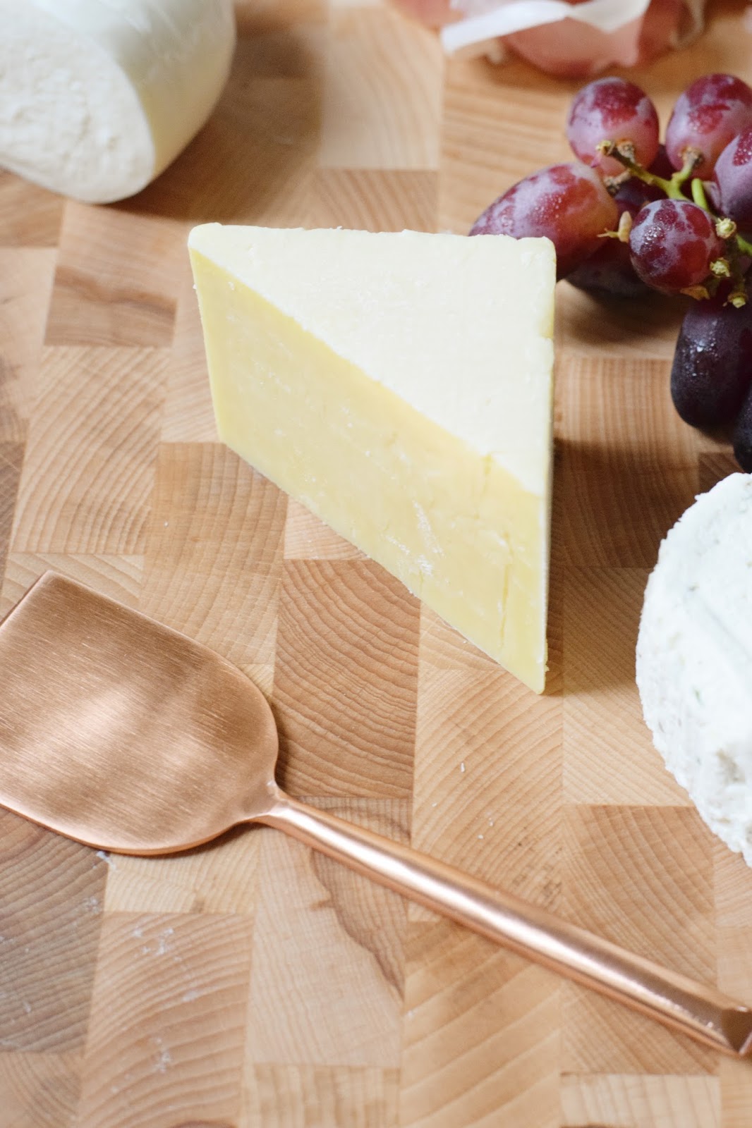 CommuniKait How To Craft The Perfect Charcuterie Board