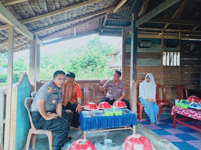   Kapolres Luwu Utara Kunjungi Kepala Dusun Karumbing