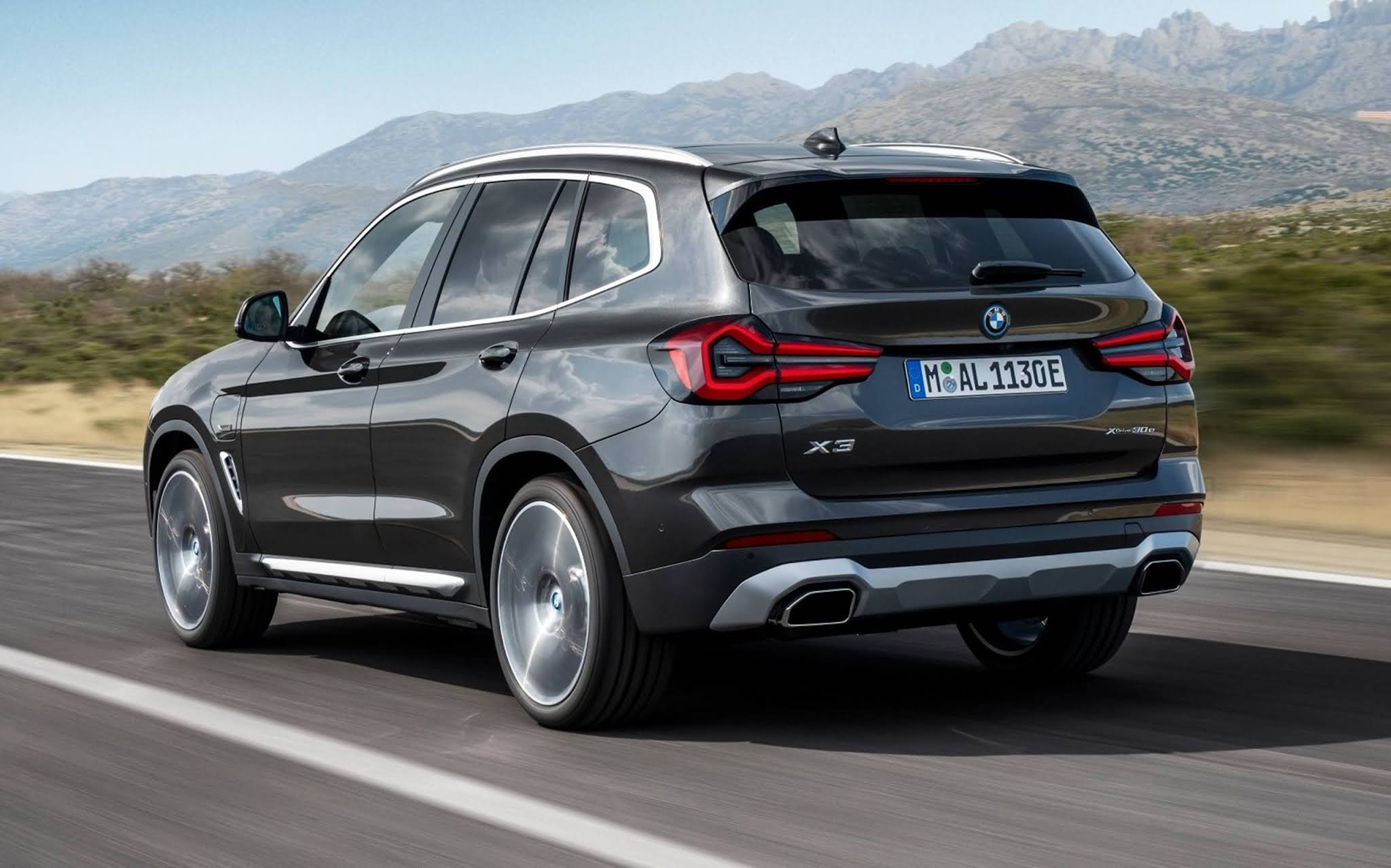 Novo BMW X3 2022 chega ao Brasil versões híbridas plugin fotos e preços