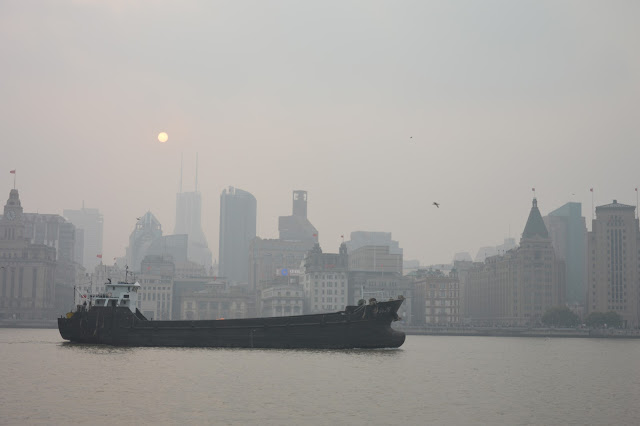 le Bund un jour de pollution