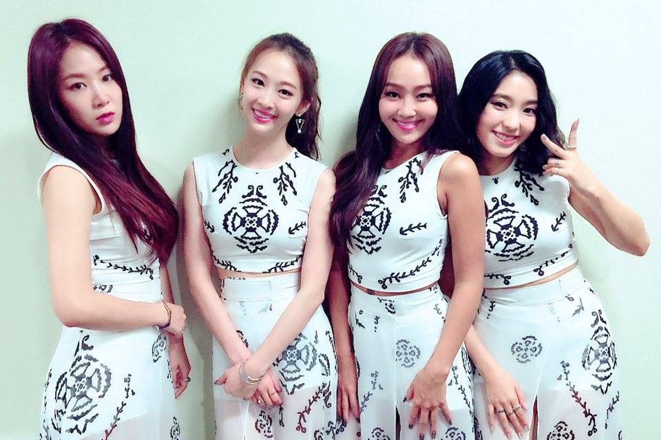 SISTAR members write heartfelt letters confirming their disbandment SISTAR members write heartfelt letters confirming their disbandment