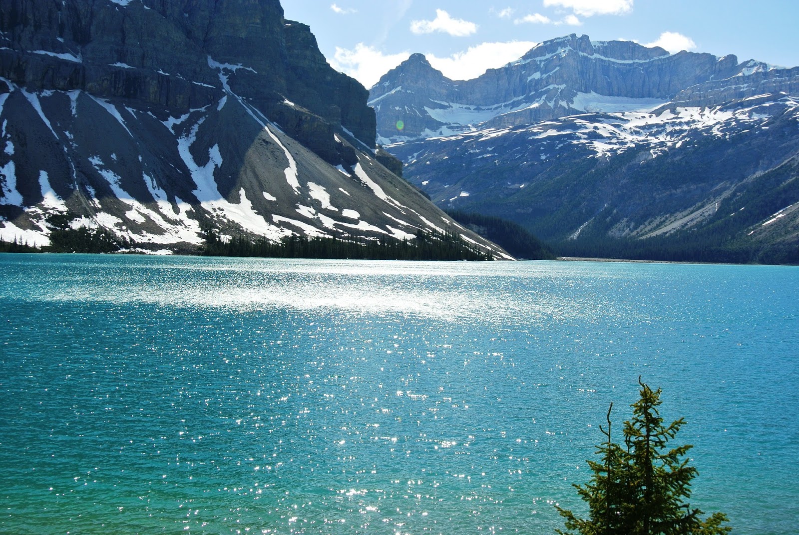 Озеро на границе сша и канады. Озеро Онтарио Северная Америка. Медвежье озеро Канада. Озеро Эри Северная Америка. Озеро Супериор Канада.