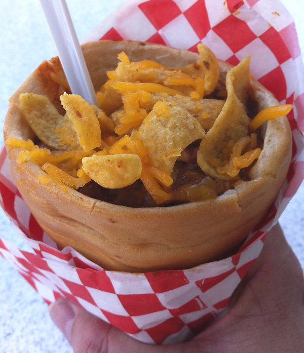 Mouse Troop Chili "Cone" Queso at the Cozy Cone Motel!