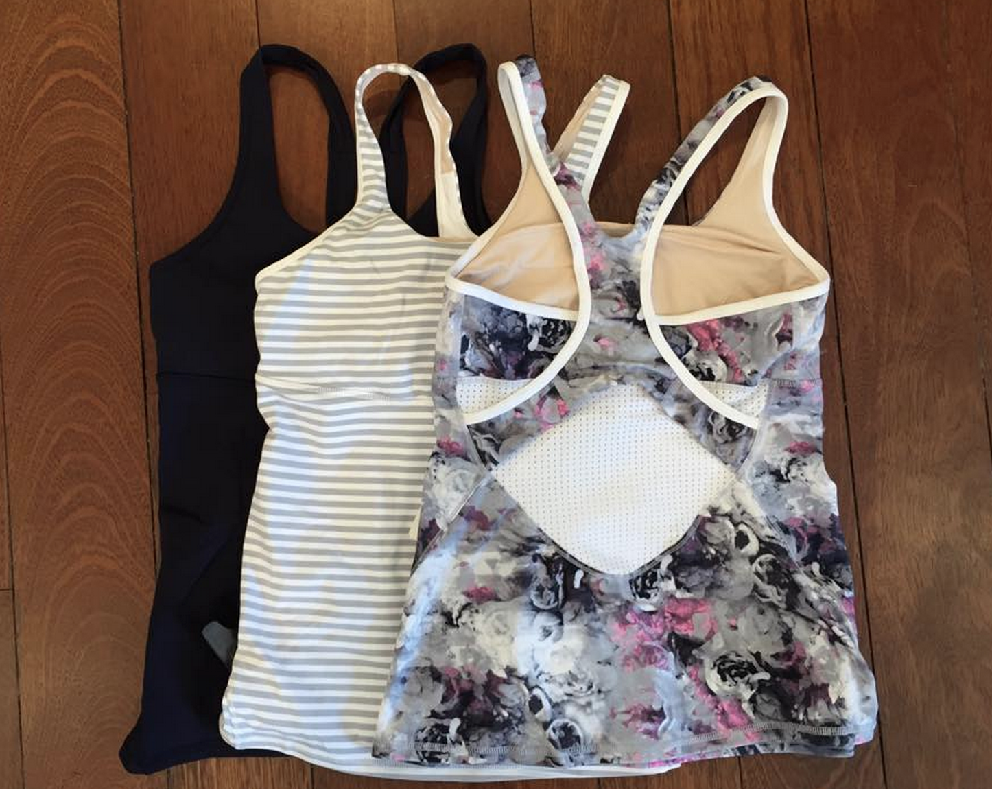 http://www.anrdoezrs.net/links/7680158/type/dlg/http://shop.lululemon.com/products/clothes-accessories/tanks-medium-support/Crossback-Tank?cc=17612&skuId=3598135&catId=tanks-medium-support