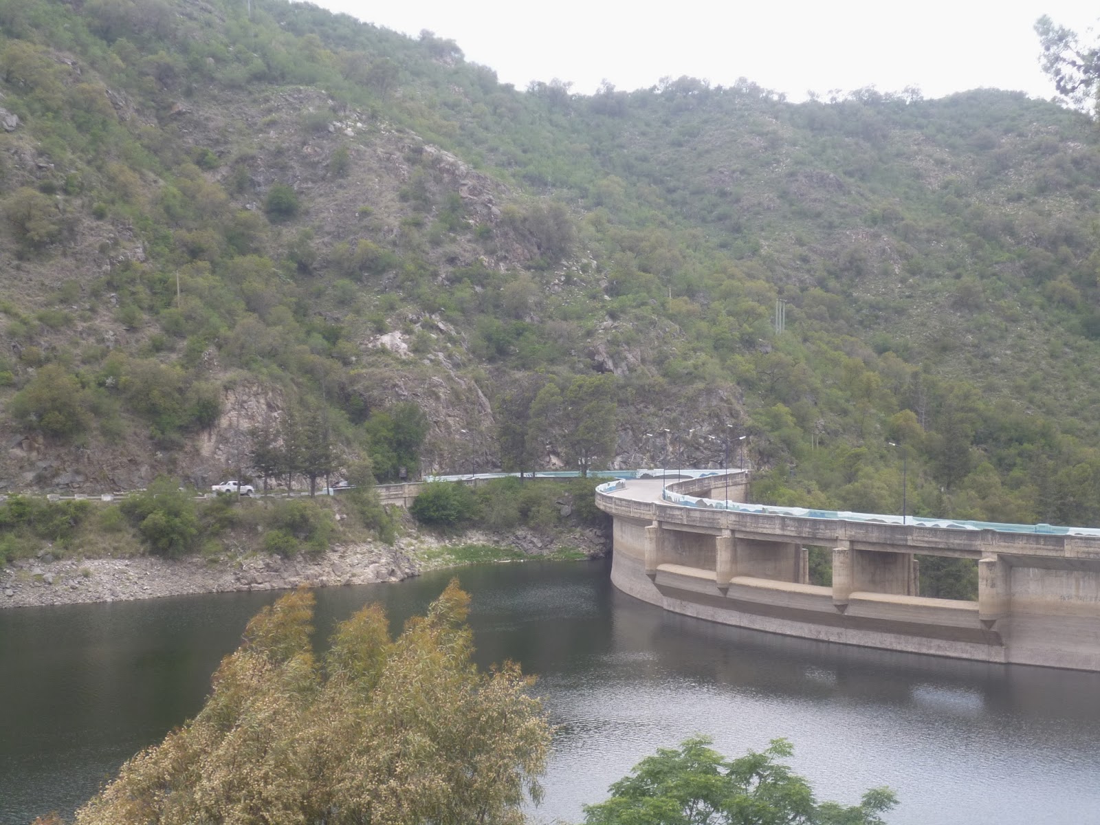 Las horas felices ARGENTINA Dique Los Molinos ,Córdoba