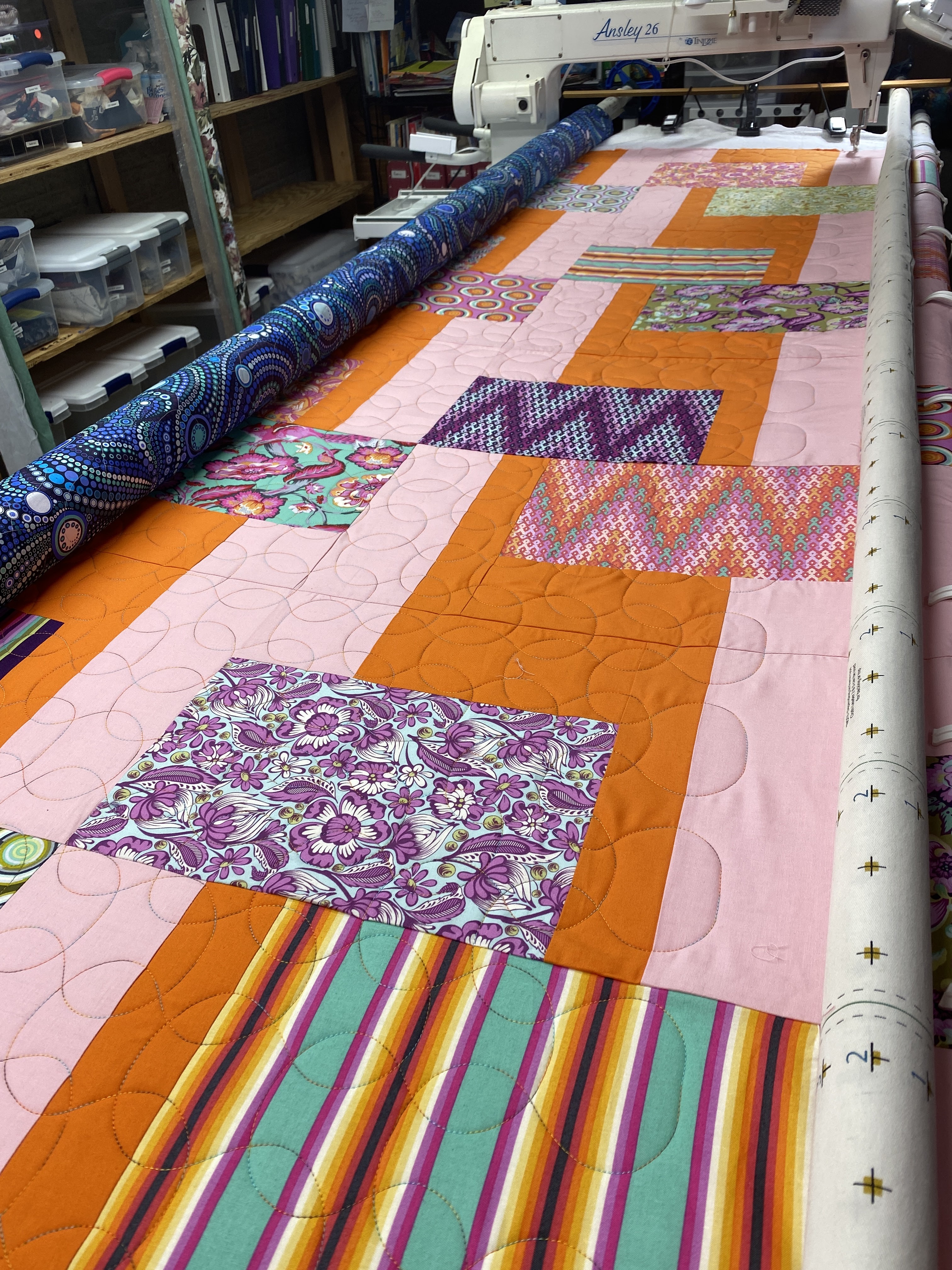 Sylvania Quilting: Vacation Project 19 - Tula Pink Chipper quilt