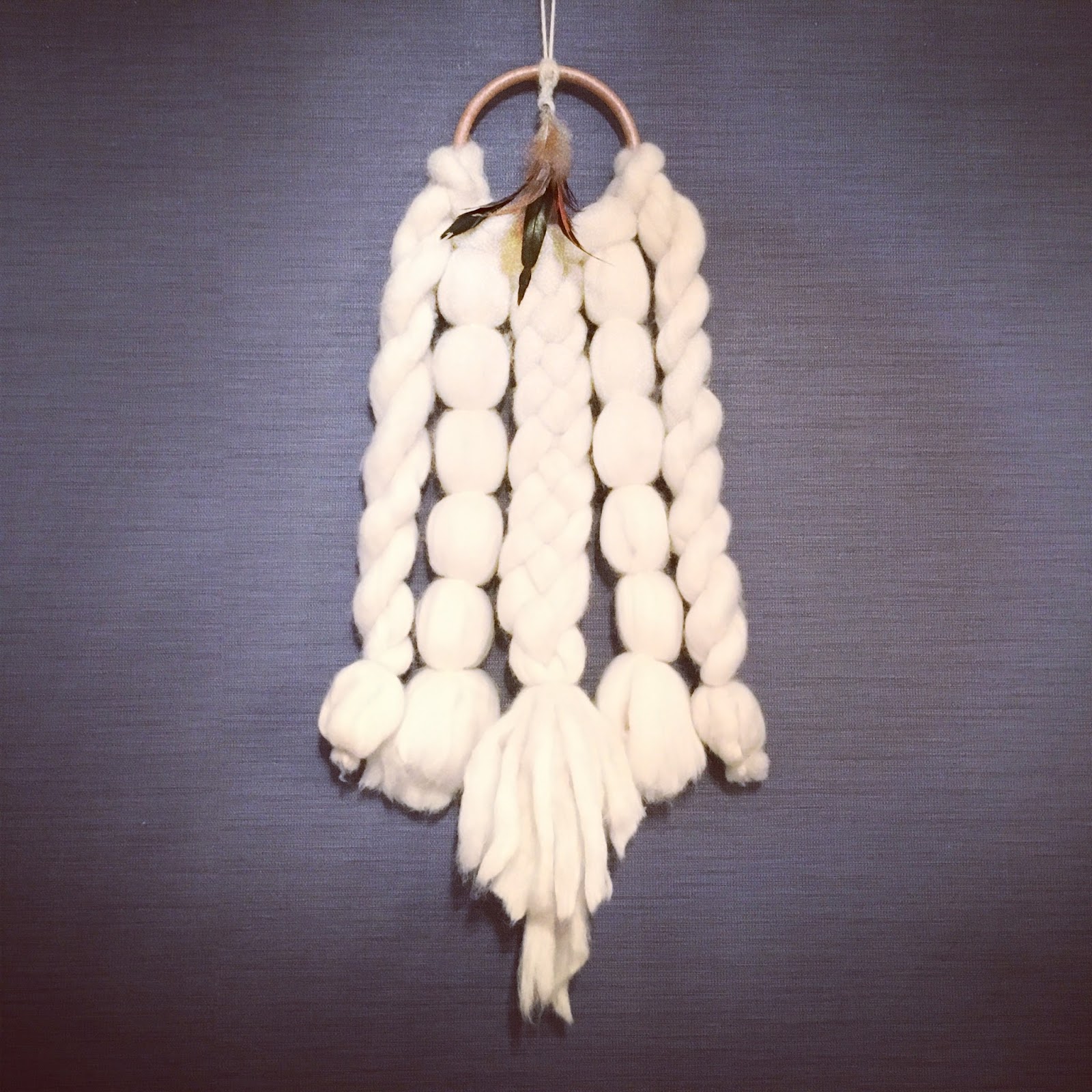 超極太毛糸bicky で作ったドリームキャッチャー風壁飾り 毛糸ズキ