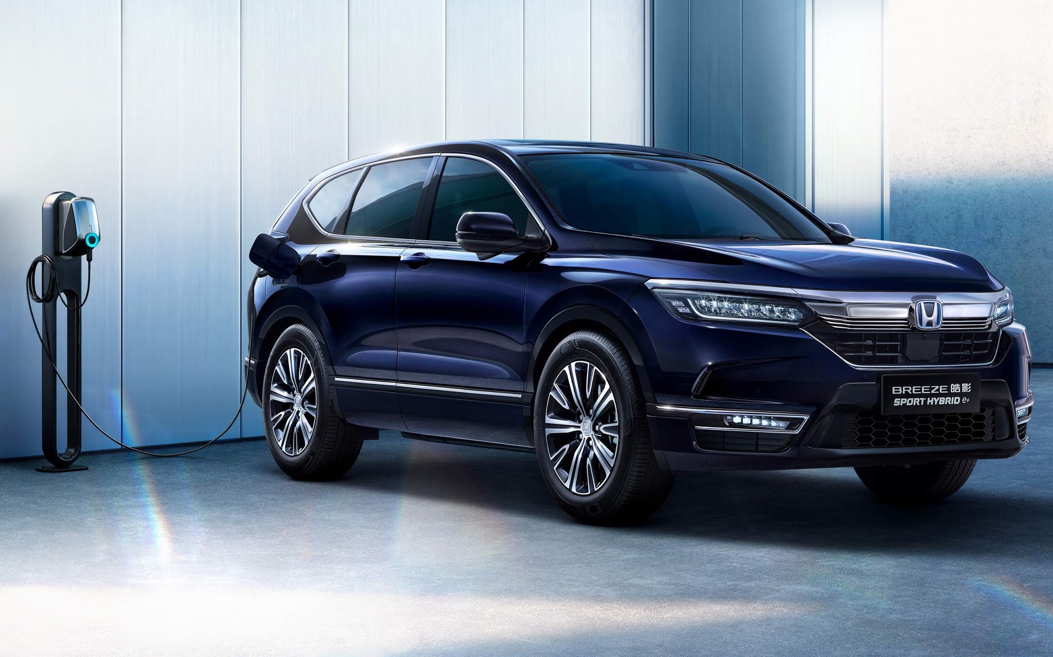 Novo Honda Breeze Plug-in Hybrid é apresentado na China