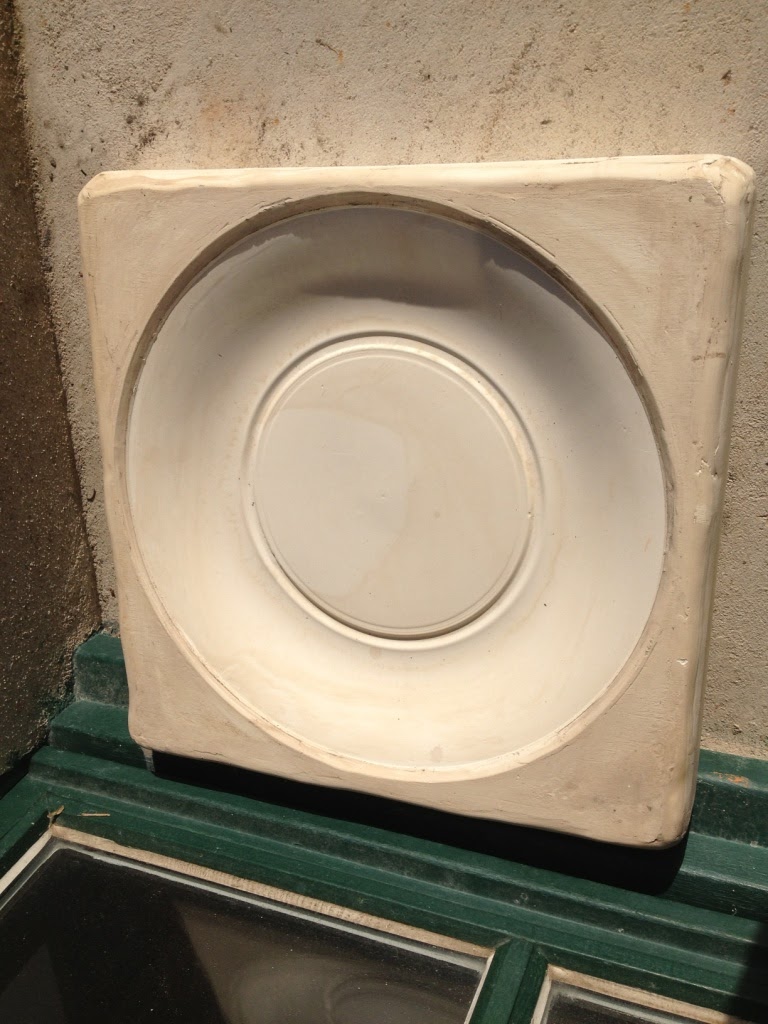 Faire de la poterie. 2 fabrications de moules en plâtre