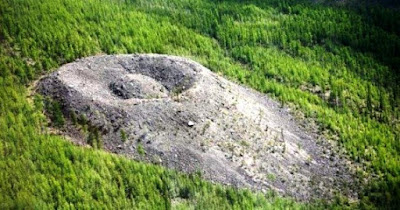 Ο κρατήρας Patomskiy  