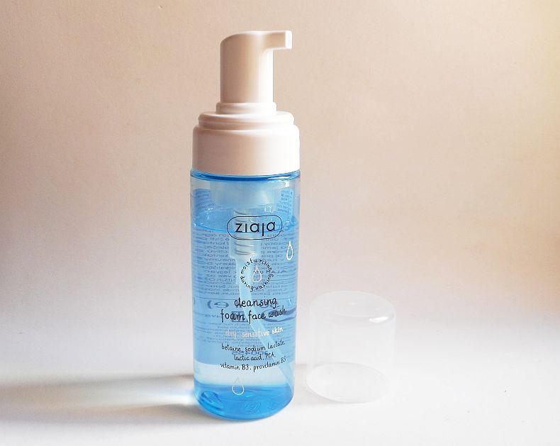 Review: limpiador facial en espuma para pieles secas y sensibles de Ziaja!
