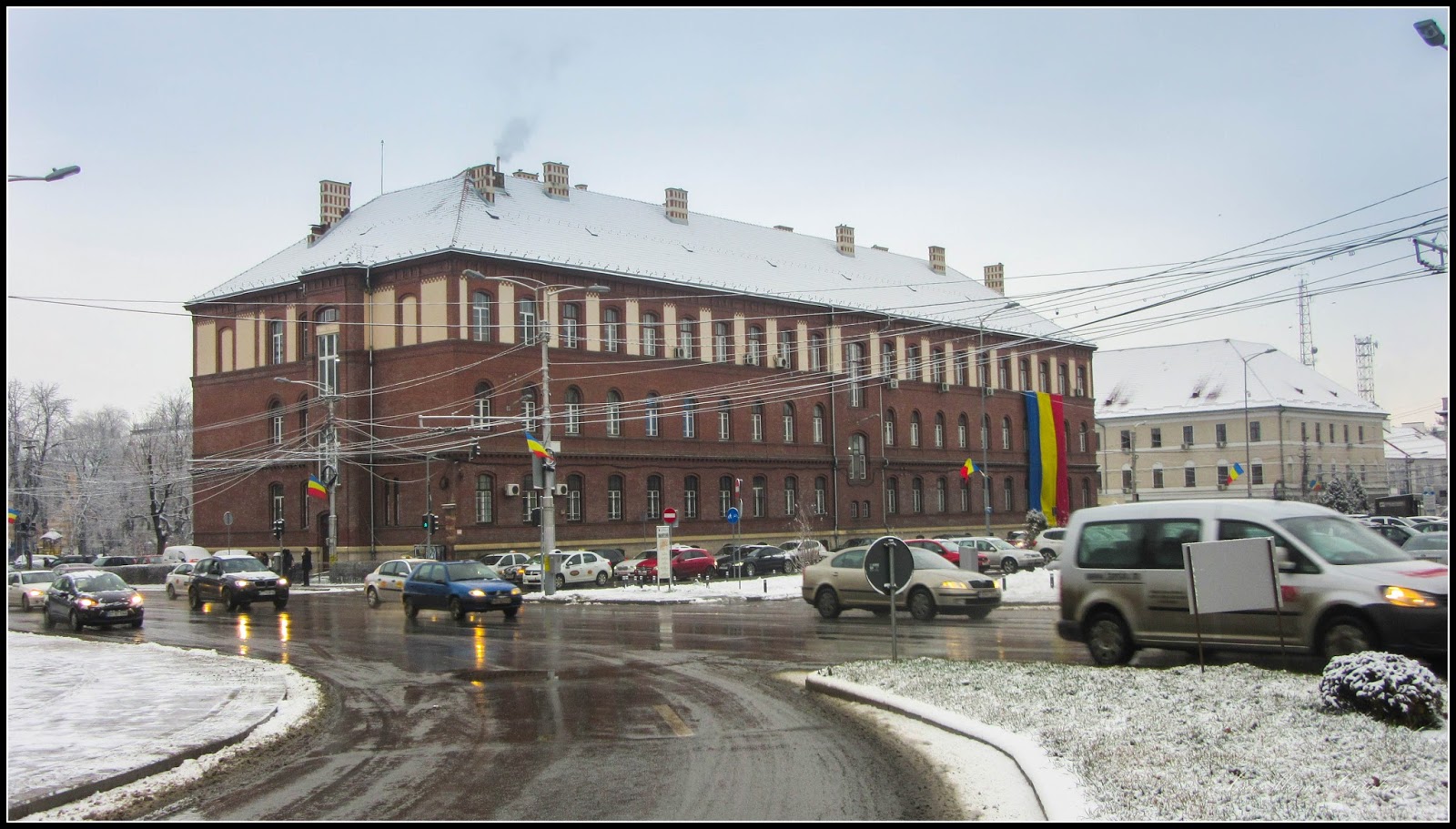 Lumea văzută din Turda ClujNapoca Piata Timotei Cipariu