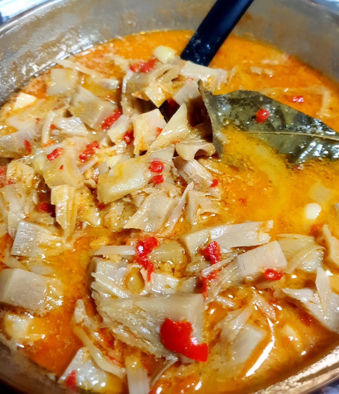 I Love. I Cook. I Bake. Spicy Young Jackfruit in Coconut Milk