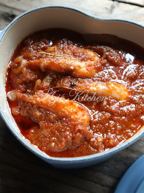 Sambal Tumis Udang  Dengan Teknik Menumis Sambal