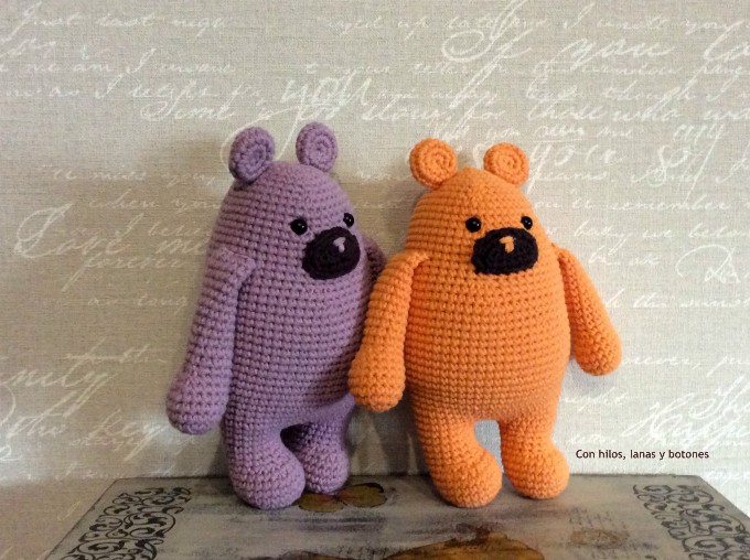 Con hilos, lanas y botones: Ositos Abracitos (Mr. Hugs de MiTxokoCraft)