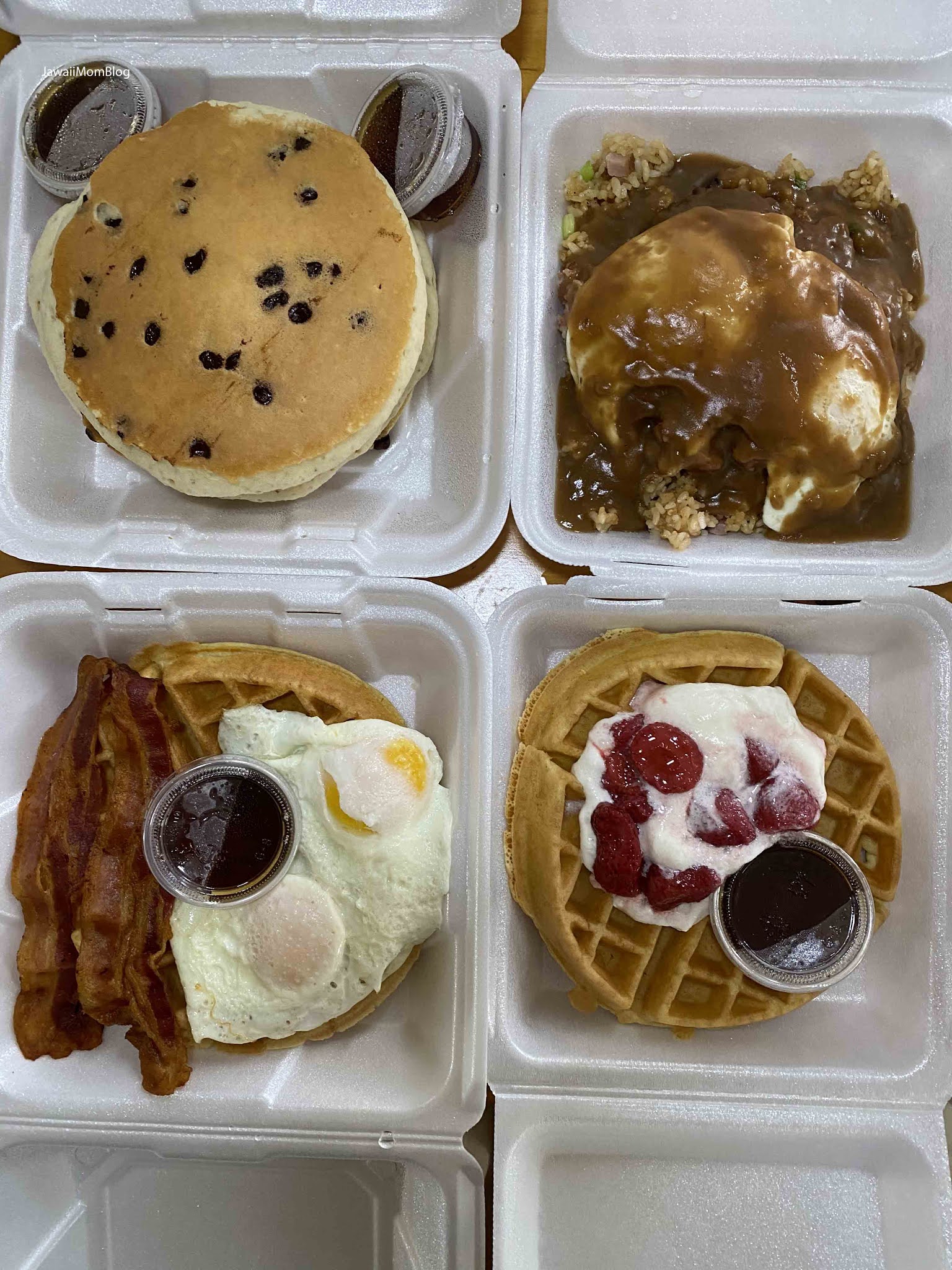 Hawaii Mom Blog Pancakes & Waffles Aiea