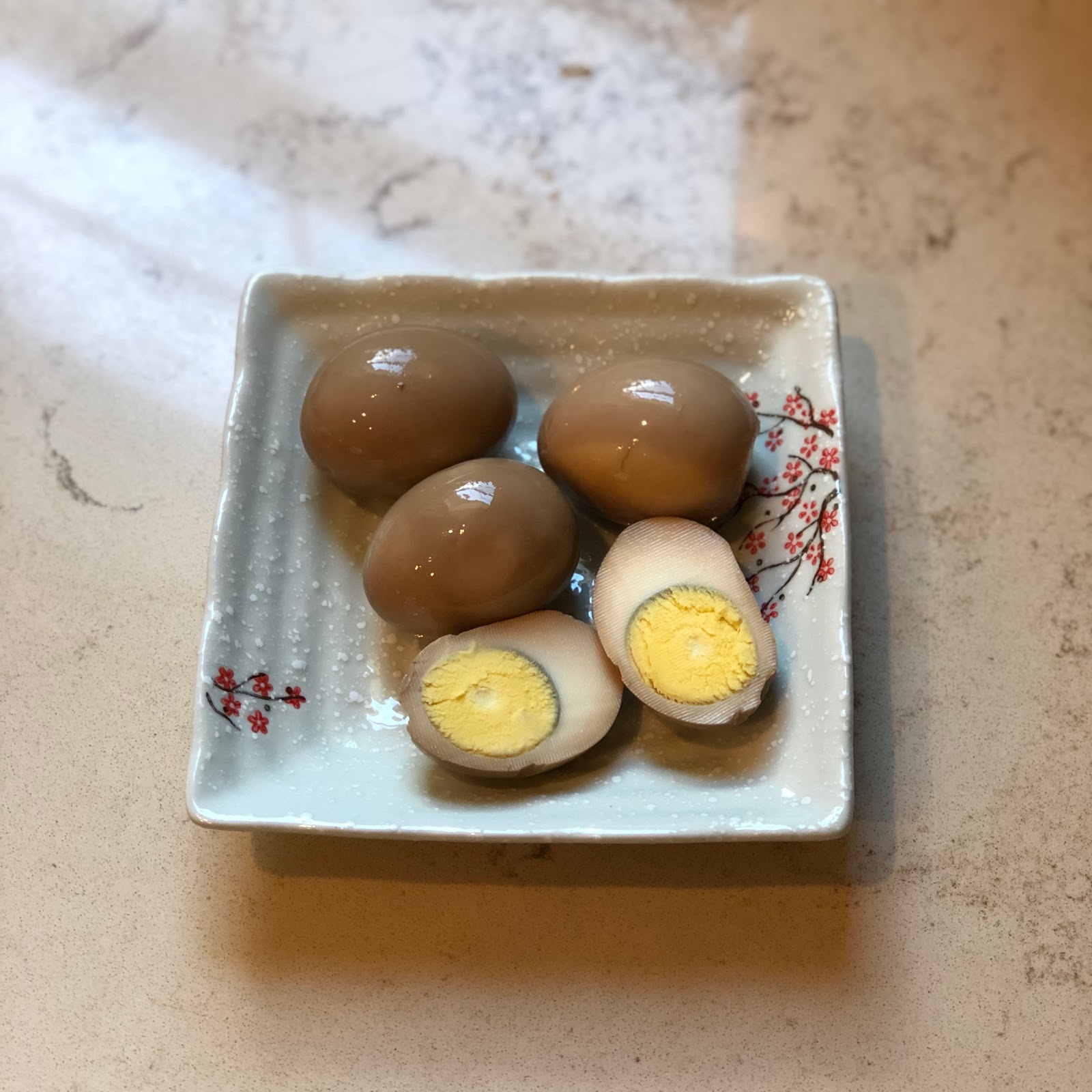 Taiwanese Soy Sauce Eggs (滷蛋）