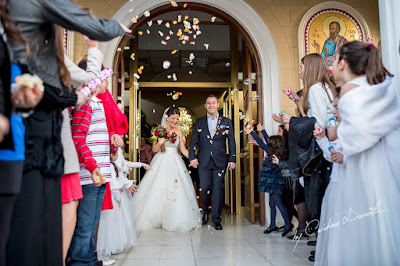 http://www.cyprus-photo.com/2015/04/unique-wedding-in-nicosia/