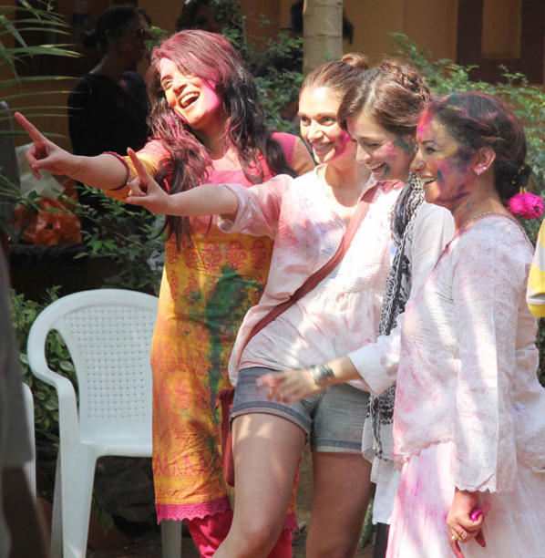 Bollywood & Tellywood Celebs Celebrating Holi