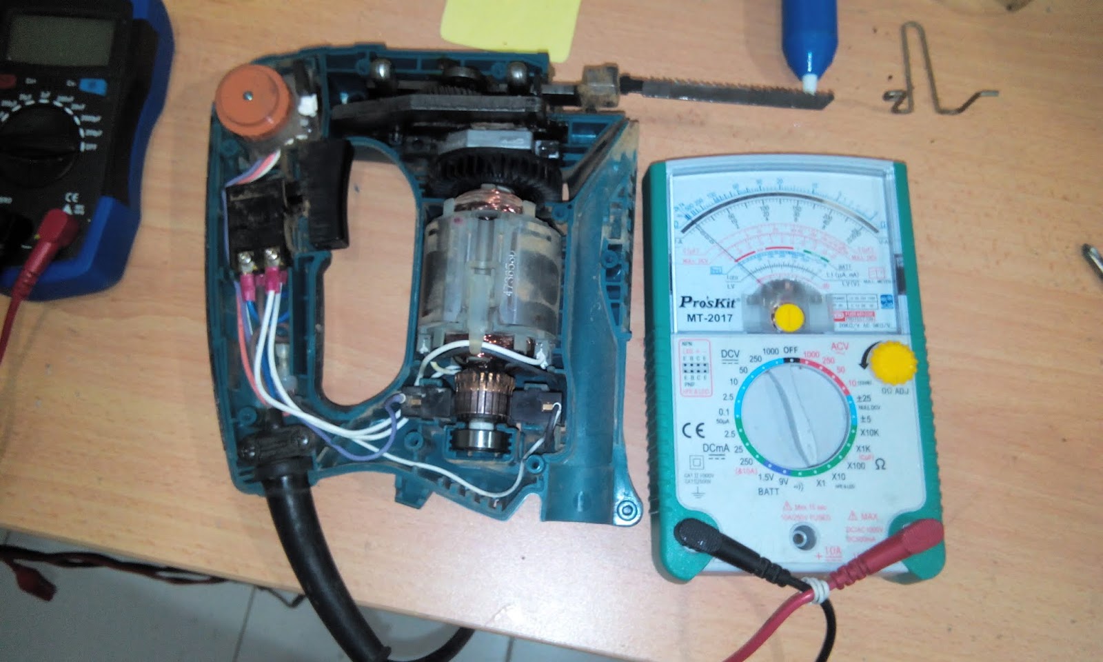 Life Begins at Forty Mengenal pasti kerosakan motor pada Makita 4327M