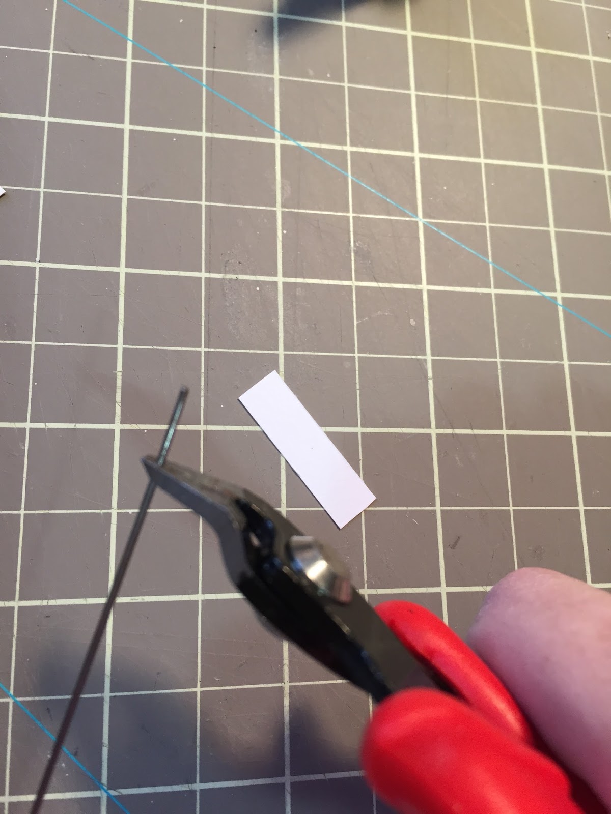 Dollhouse door hinge tutorial The Kinfeld