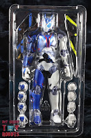 SH Figuarts Kamen Rider Vulcan Shooting Wolf Box 05