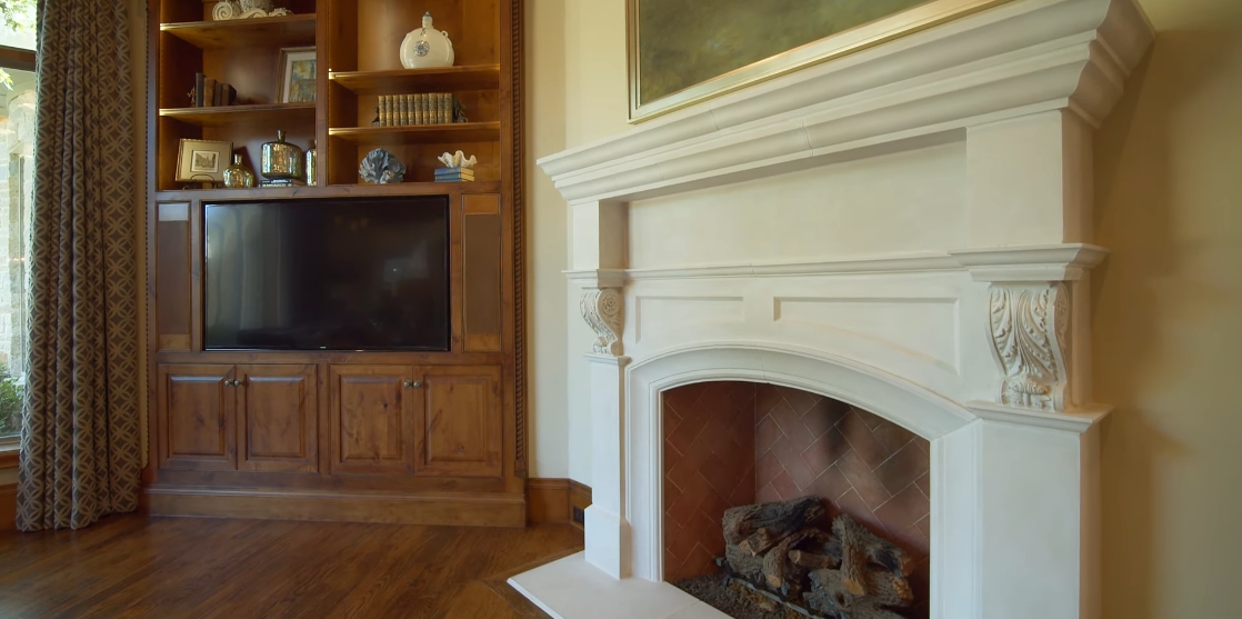 Tour 6817 Amaretto Ct, Plano, TX vs. 35 Interior Design Photos